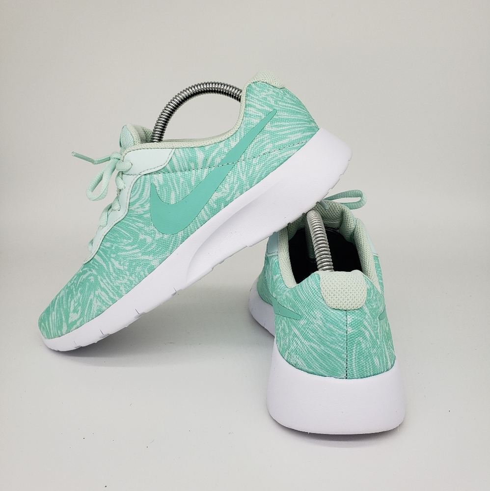 Nike Tanjun Print Youth Running Shoe Size 7y
